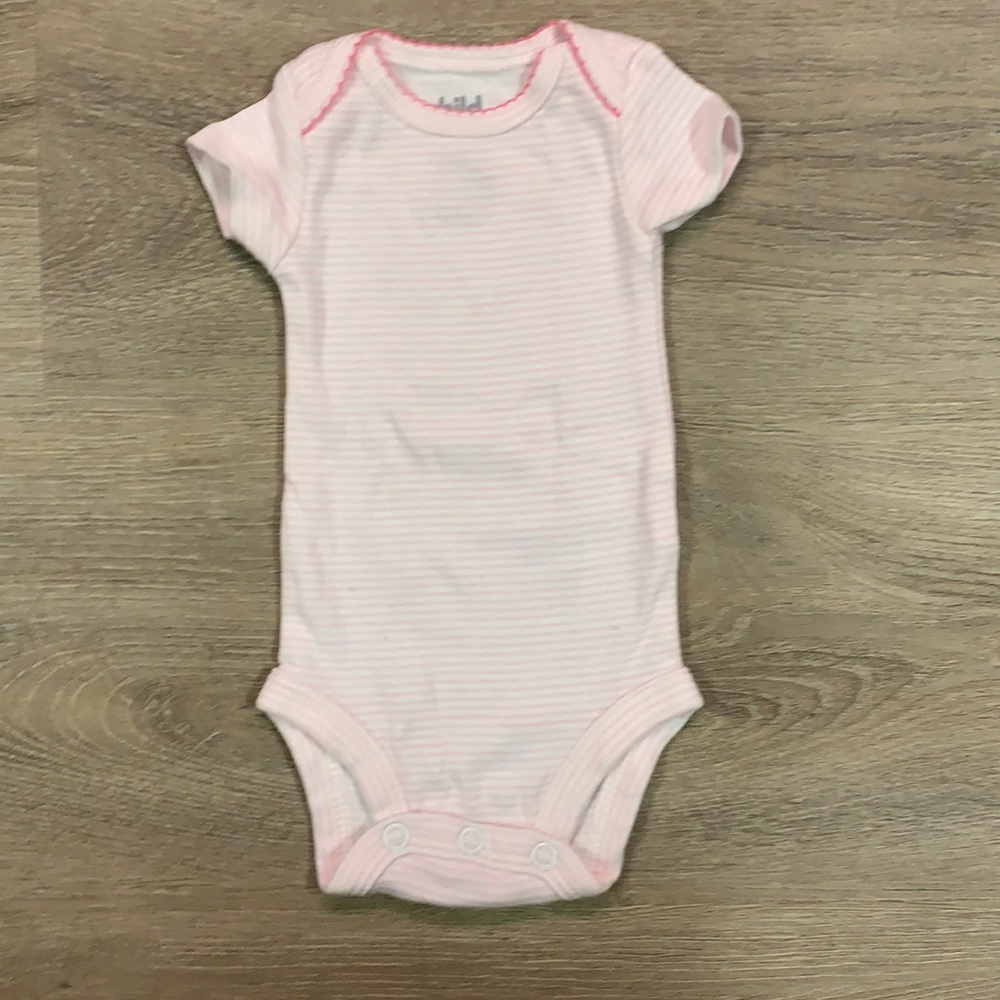 Baby girl short sleeve bodysuit
